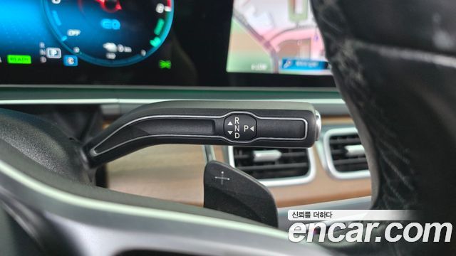 Mercedes-Benz GLE-Class 2021 — photo 12