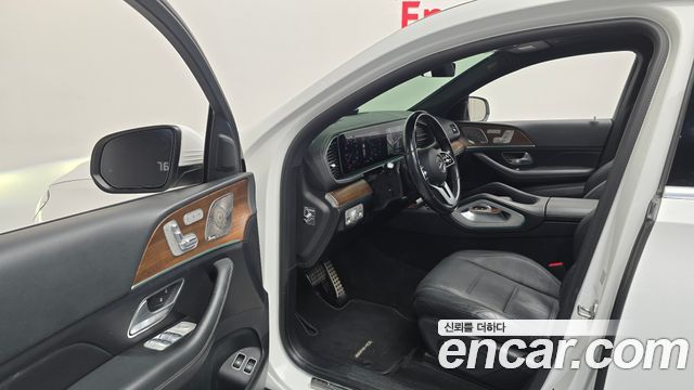 Mercedes-Benz GLE-Class 2021 — photo 13