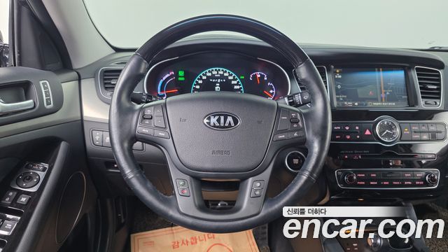 Kia K7 2016 — photo 14