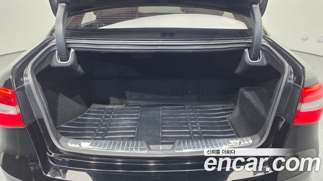 Kia K7 2016 — photo 18