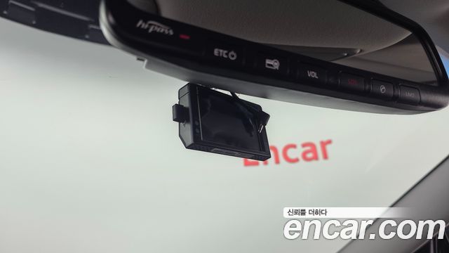 Kia K7 2016 — photo 19