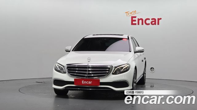 Mercedes-Benz E-Class 2018 — photo 3