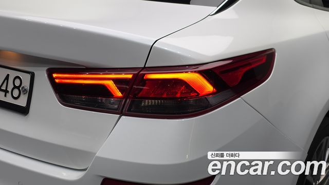Kia K5 2019 — photo 9