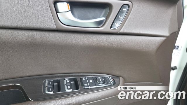 Kia K5 2019 — photo 28
