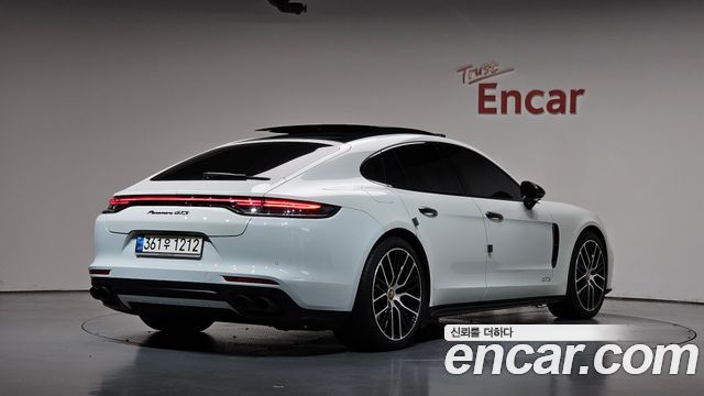 Porsche Panamera 2021 — photo 2