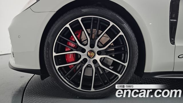 Porsche Panamera 2021 — photo 5