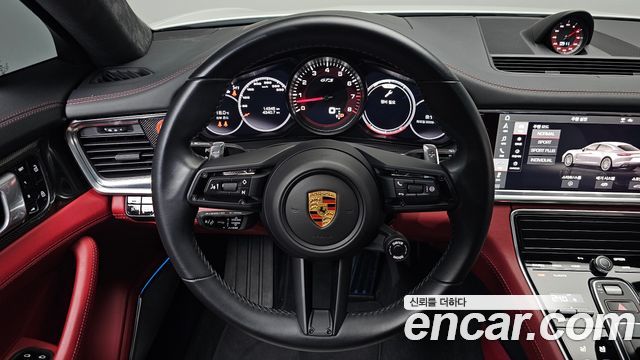 Porsche Panamera 2021 — photo 19
