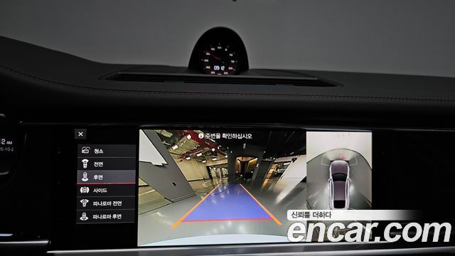 Porsche Panamera 2021 — photo 21
