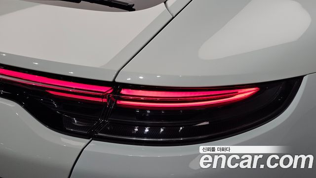 Porsche Panamera 2021 — photo 9