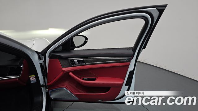 Porsche Panamera 2021 — photo 14