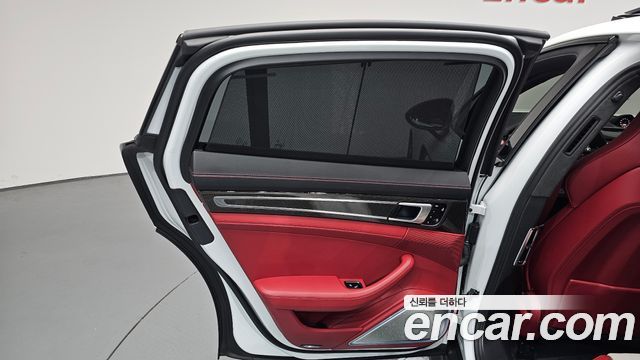 Porsche Panamera 2021 — photo 15