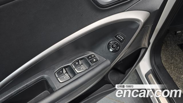 Hyundai Santafe 2015 — photo 29