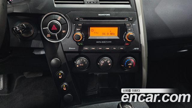 KG Mobility KORANDO 2014 — photo 16