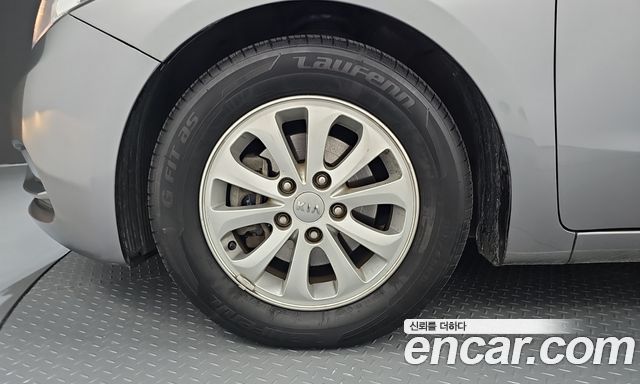 Kia K3 2014 — photo 5