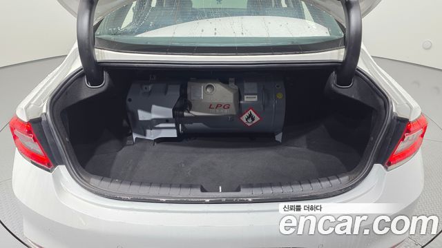 Hyundai Grandeur 2019 — photo 17