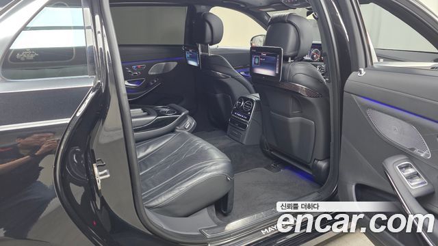 Mercedes-Benz S-Class 2019 — photo 17
