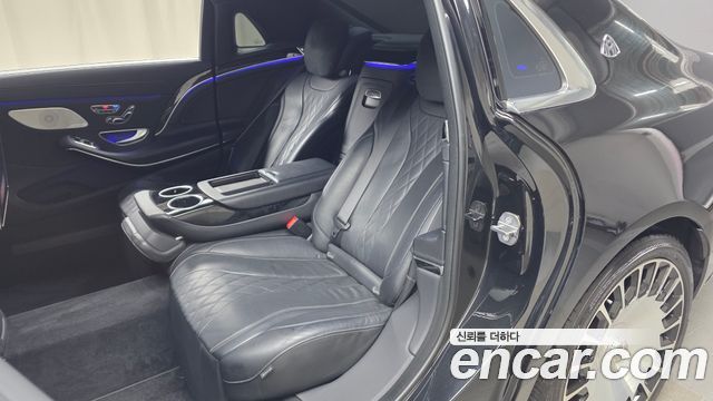 Mercedes-Benz S-Class 2019 — photo 18