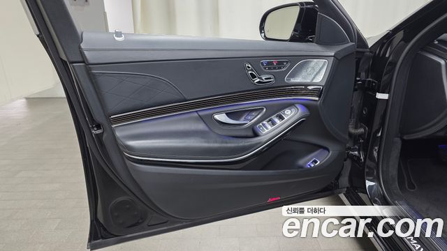 Mercedes-Benz S-Class 2019 — photo 14