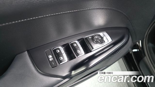 Kia K5 2023 — photo 24