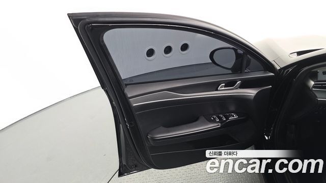Kia K5 2023 — photo 14