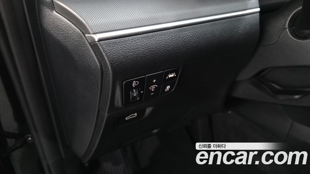 Kia K5 2023 — photo 27