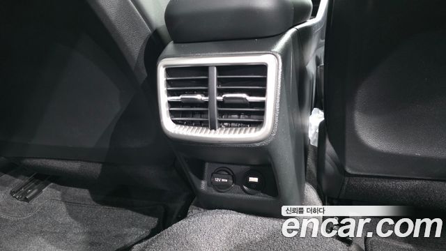 Kia K5 2023 — photo 31