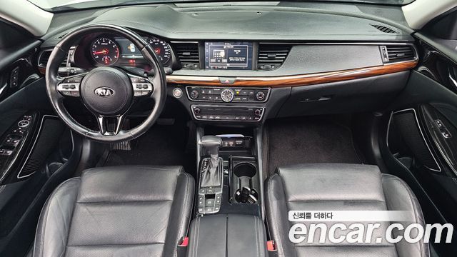 Kia K7 2017 — photo 10