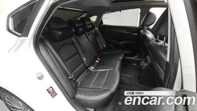 Kia K7 2017 — photo 17