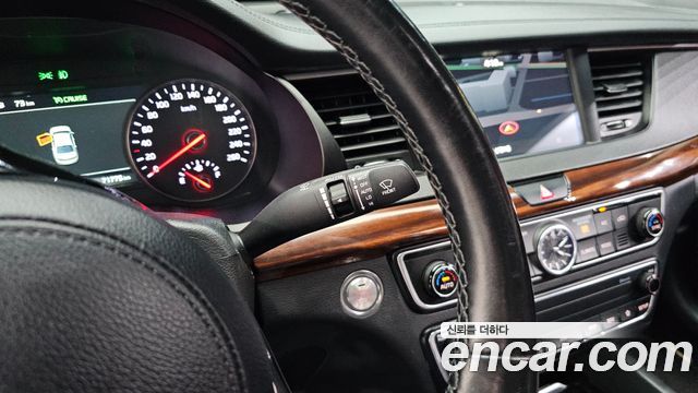 Kia K7 2017 — photo 23