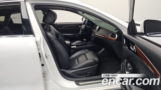 Kia K7 2017 — photo 16