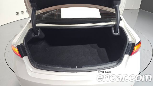 Kia K7 2017 — photo 34