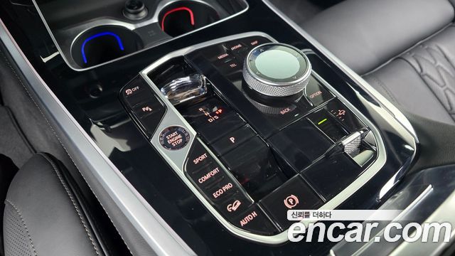BMW X5 2025 — photo 12