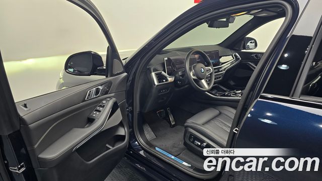 BMW X5 2025 — photo 17