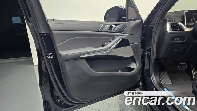 BMW X5 2025 — photo 14