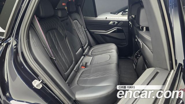 BMW X5 2025 — photo 16