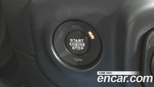 Jeep Wrangler 2019 — photo 25