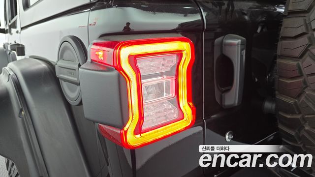 Jeep Wrangler 2019 — photo 9