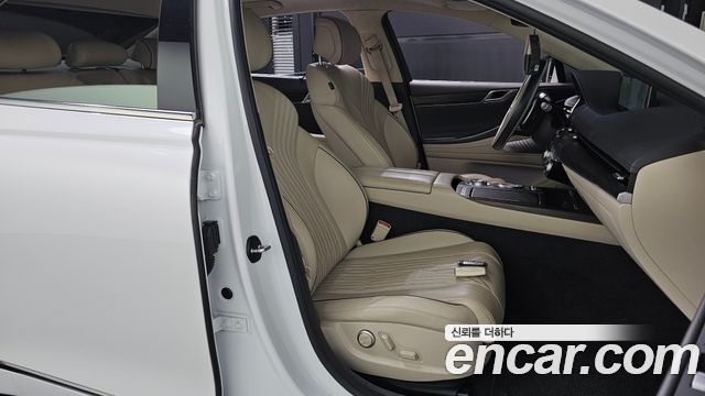 Genesis G80 2022 — photo 11