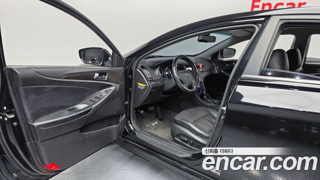 Hyundai Sonata 2012 — photo 10