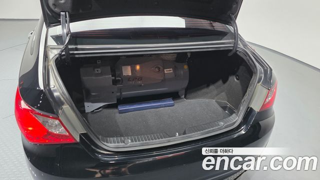 Hyundai Sonata 2012 — photo 20