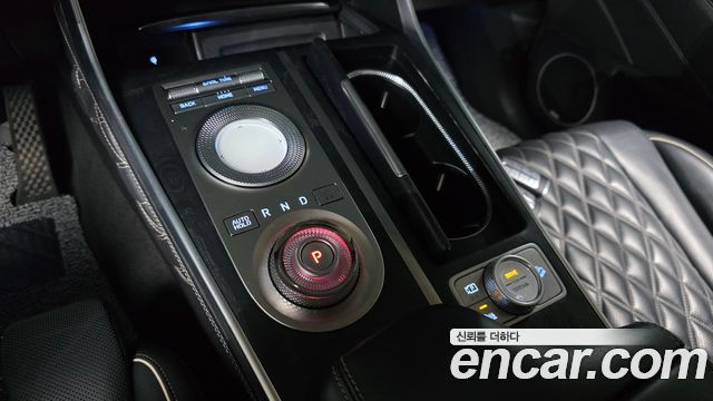 Genesis GV80 2020 — photo 12