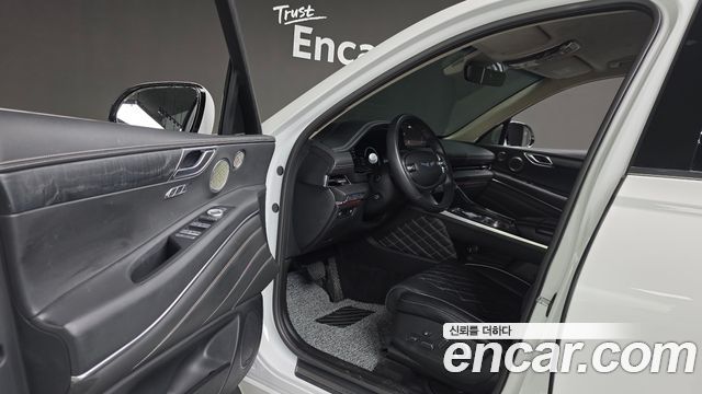 Genesis GV80 2020 — photo 13