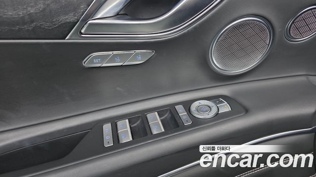 Genesis GV80 2020 — photo 17