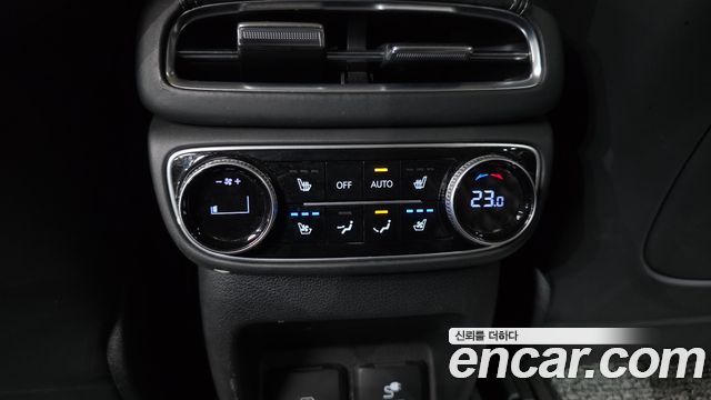 Genesis GV80 2020 — photo 23