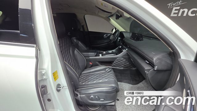 Genesis GV80 2020 — photo 16