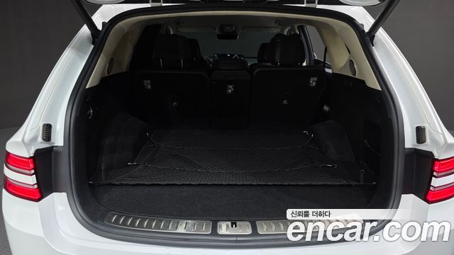 Genesis GV80 2020 — photo 28