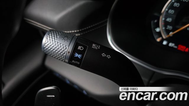 Genesis GV80 2020 — photo 32