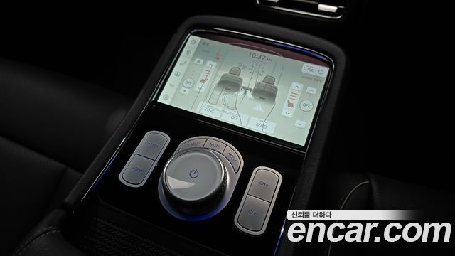 Genesis G90 2025 — photo 23