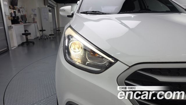 Hyundai Tucson 2014 — photo 8