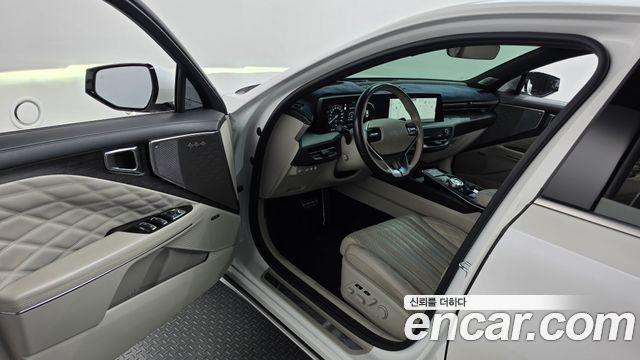 Kia K8 2022 — photo 13